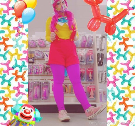 randarice modelo desnudo imágenes