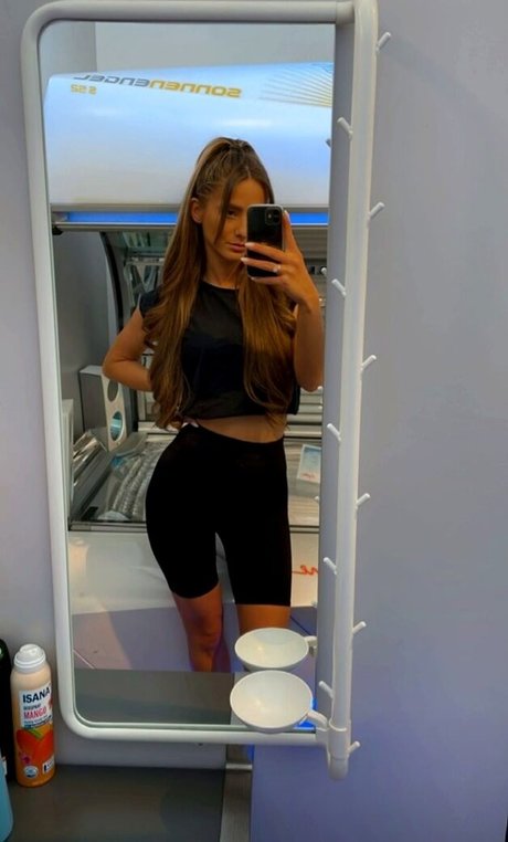 Olgaptko_ arte modelo galería