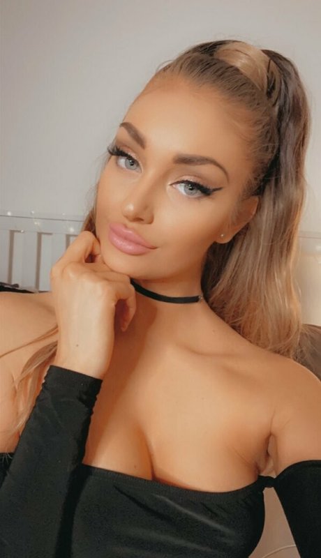 lexadarkfree actriz adulta imágenes