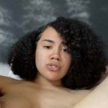 hoehuxtable model sex img