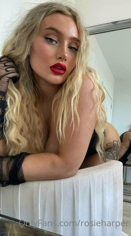 rosieharper actriz de desnudos imágenes