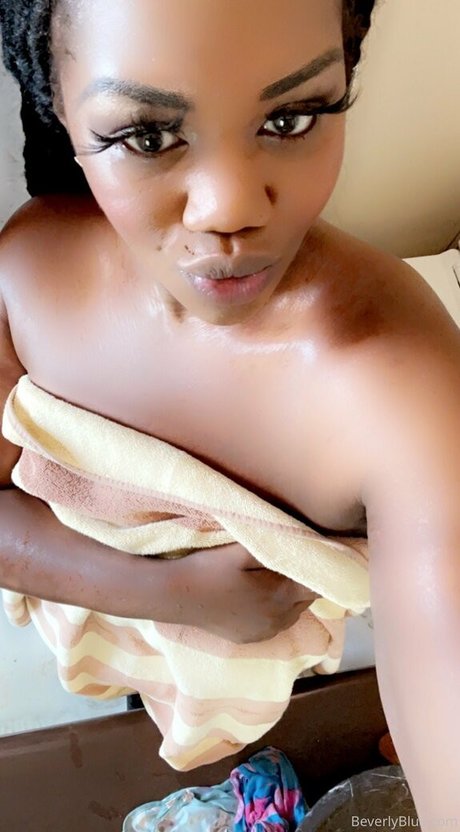 beverlyblue3x modelo fotos