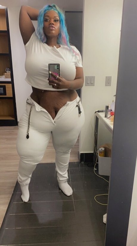 beverlyblue3x actrice de grande qualité photos