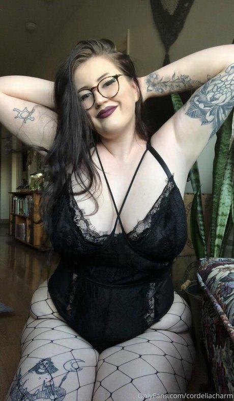 cordeliacharm joli modèle images