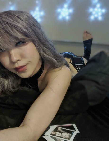 Cloudyninecos sex star photo