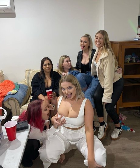 Scoutcohen étoile xxx archive