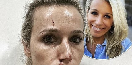 Lara Lewington modelo desnudo fotos