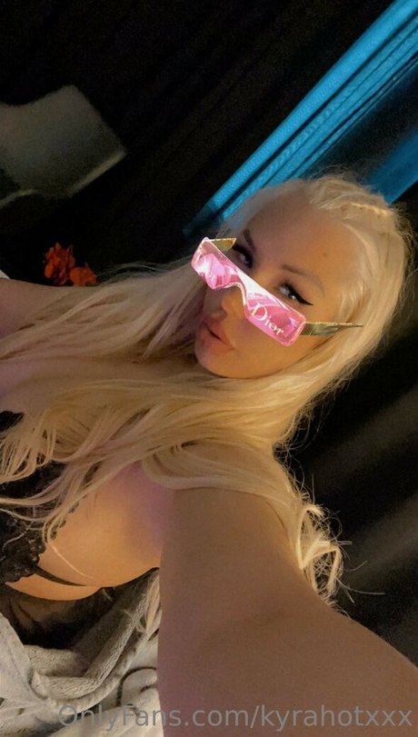 Kyra Hot sexo estrella imagen