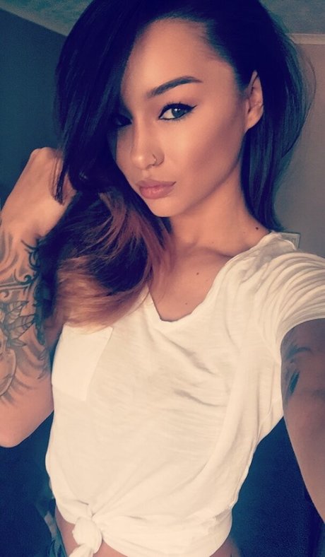 micamartinez01 estrella desnuda galería