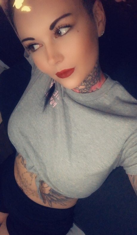 Jackontherocks jolie actrice des photos