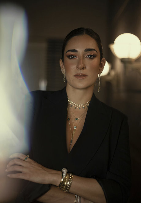 Amina Khalil modelo perfecto foto
