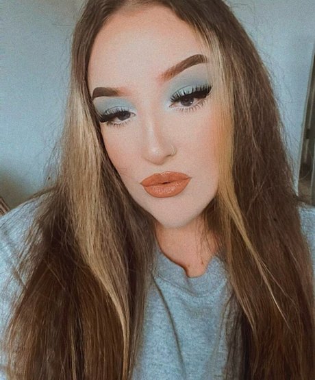 emss x arte modelo galerías