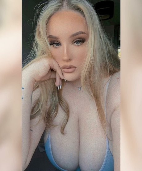 emss x erotic actress pictures