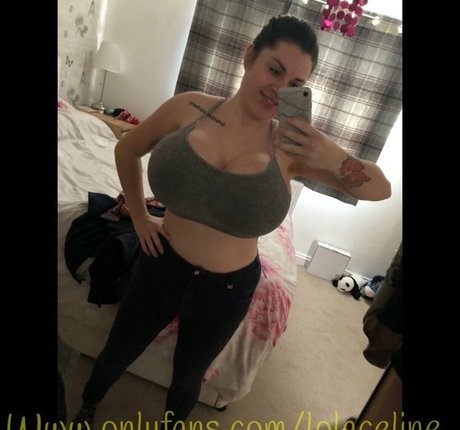 lolaceline estrella sexy galería