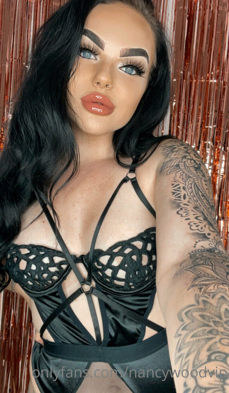 nancywood2 star du porno érotique collection