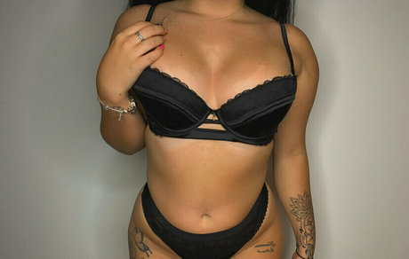 nancywood2 modèle pornographique photo