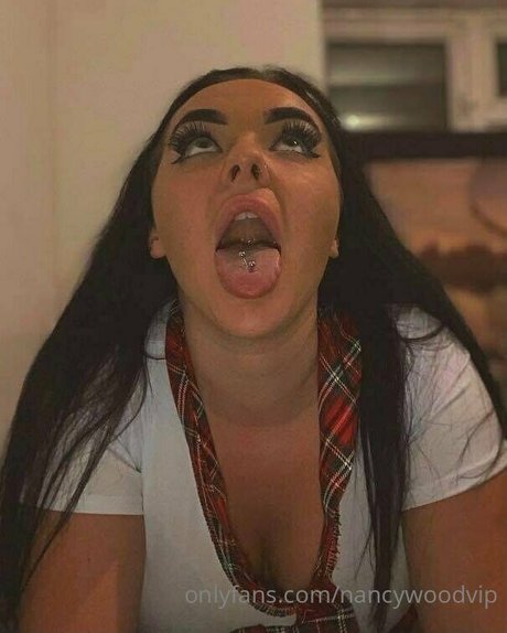 nancywood2 nus de stars du porno galerie