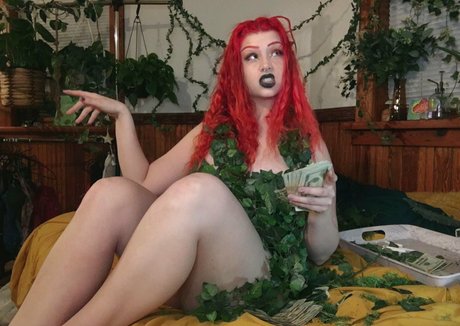 Empresselfiie actrice de nus image