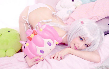 gaki aiko actriz erótica galería