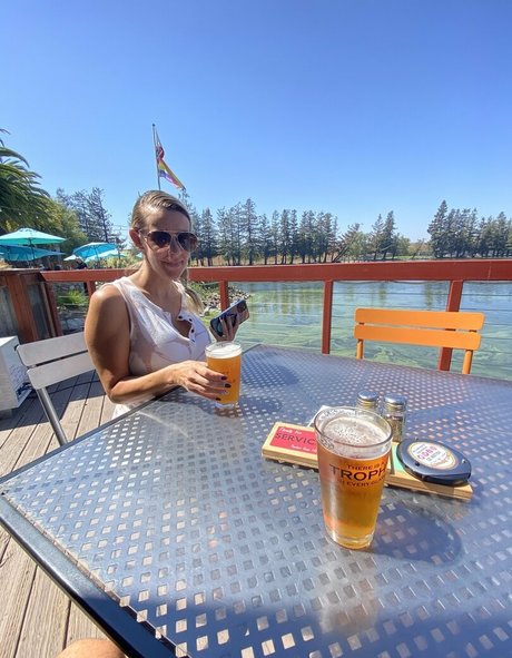 foxxxlifefree actrice érotique des photos