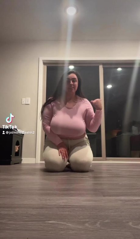 Jazminealeahh star du porno parfaite galeries