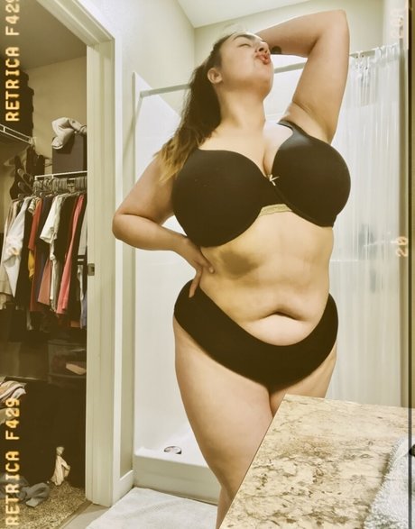 Jazminealeahh sexe star du porno photo