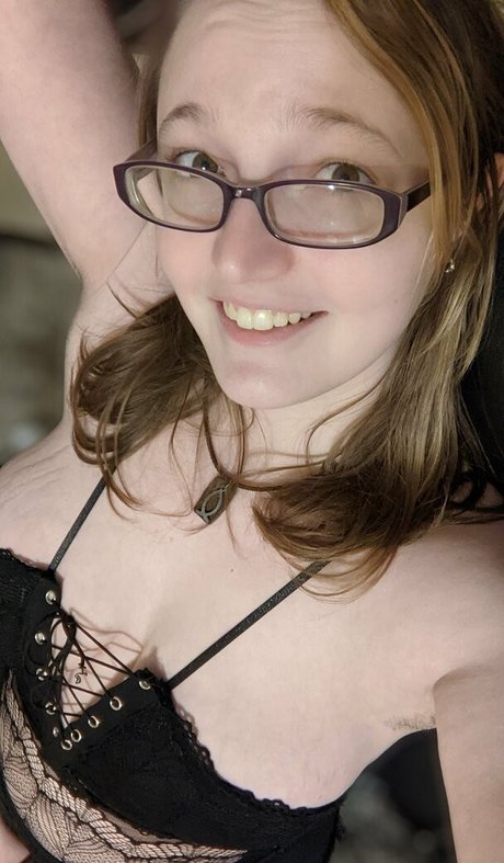 gurokitty erotic actress picture