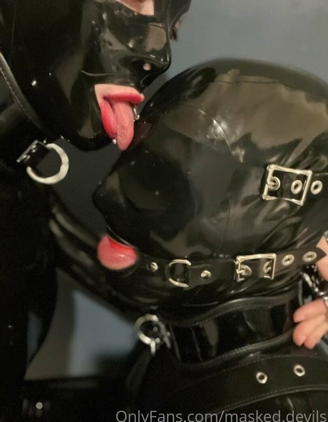 Tubo gay onlyfans hermoso arte galerías