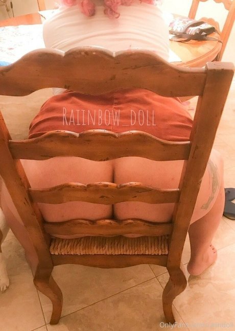 raiindoll modèle sympa des photos