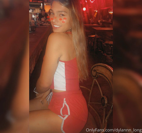 arielllll modèle joli galeries