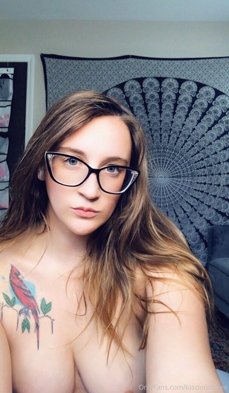 rosalinafree modelo libre imagen