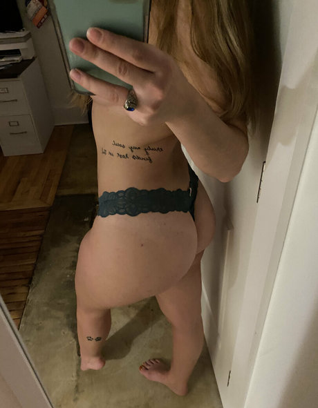 lingerielifts buen modelo imagen