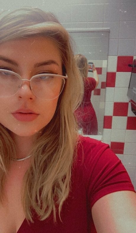 nudes plug desnudos de estrellas porno galería