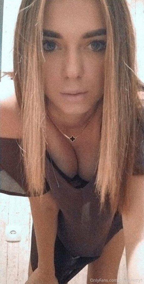 playfulkitty1 estrella porno xxx fotos