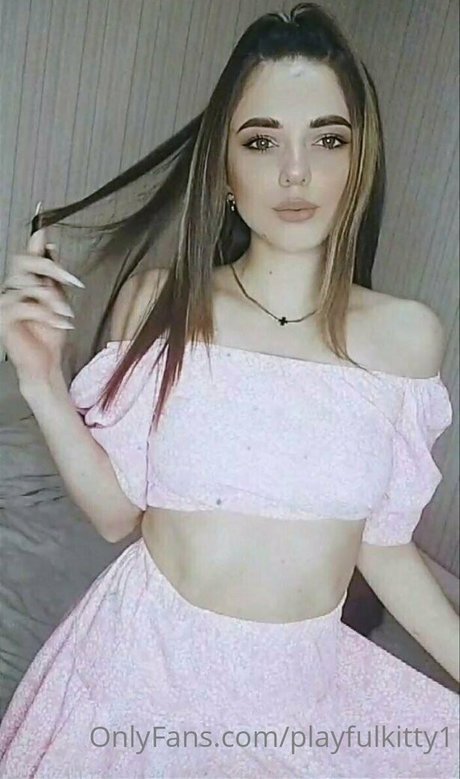 playfulkitty1 modèle de sexe archive