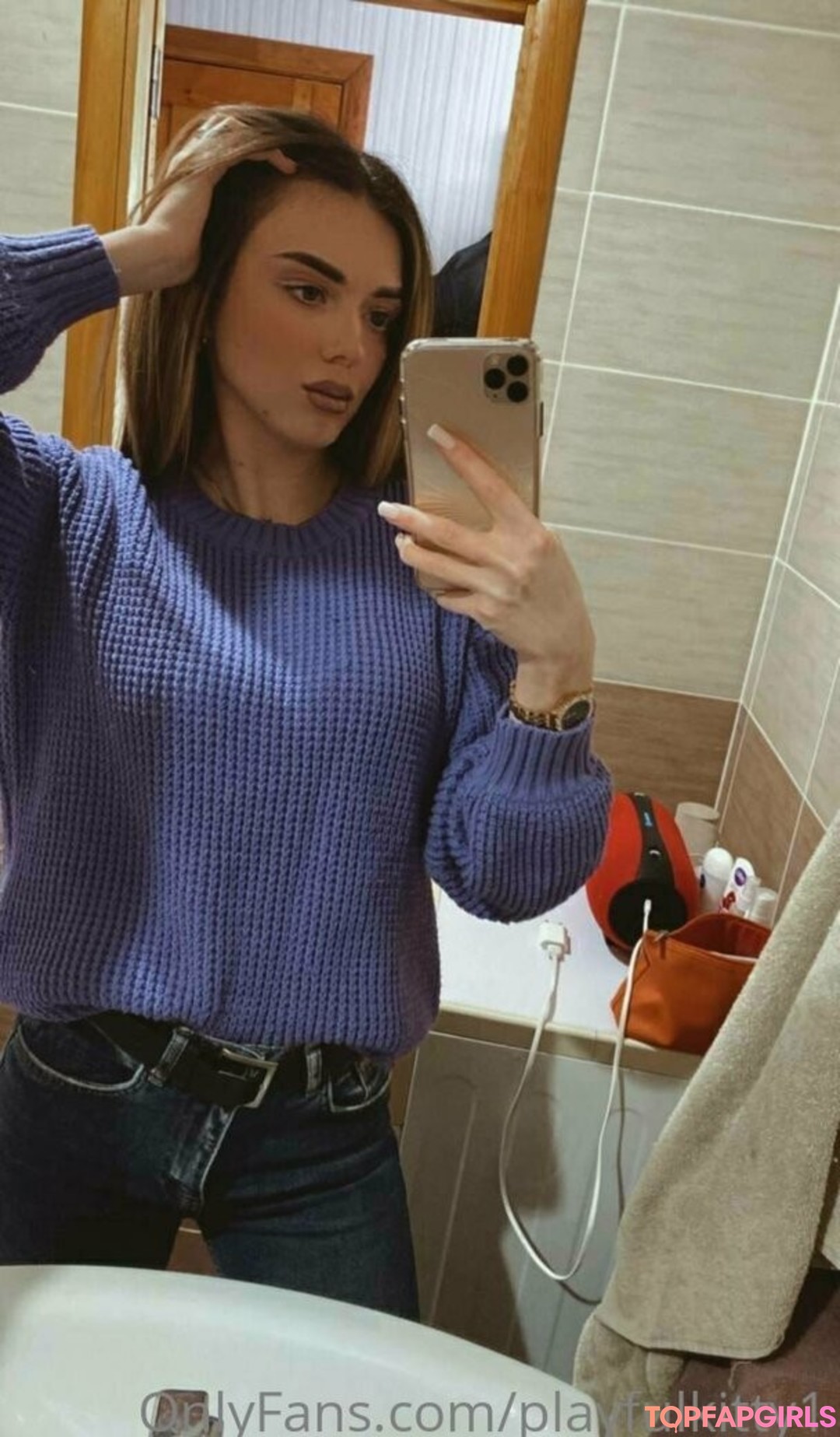 playfulkitty1 erotic model image