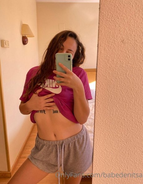 babedenitsa modelo sexual imagen