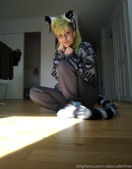 rudecrudenfree modèle xxx photo