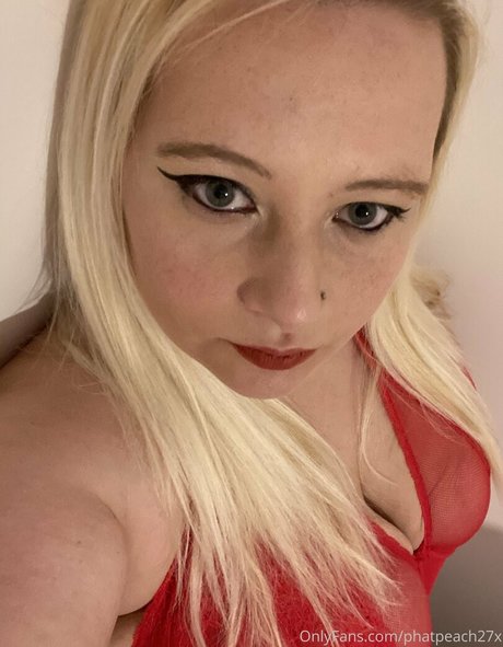 phatpeach27x star du porno sympa img