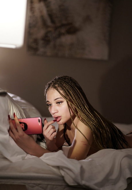 nevenevnev modèle de sexe collection