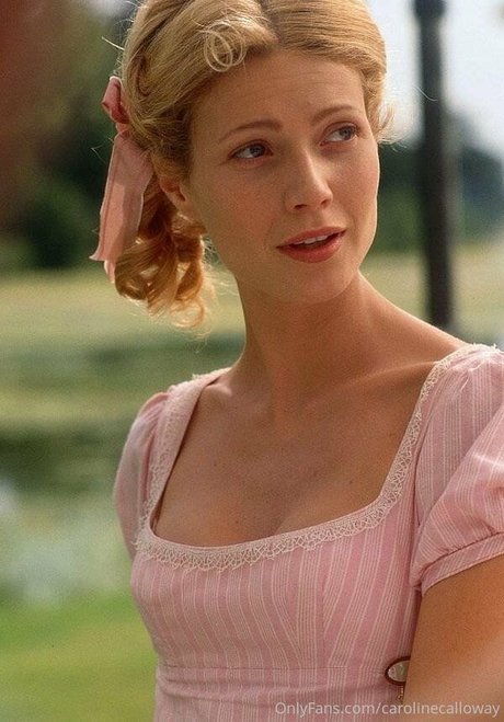 carolinecalloway estrella xxx imágenes