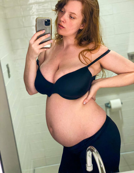 shotoffirewhiskey estrella caliente galería