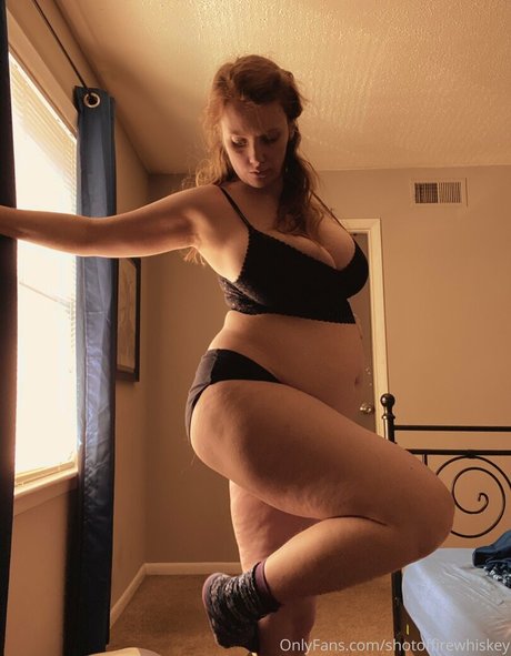 shotoffirewhiskey estrella del sexo galería