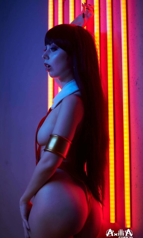 axillia nude actress galleries