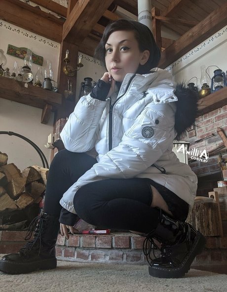 axillia actrice artistique collection