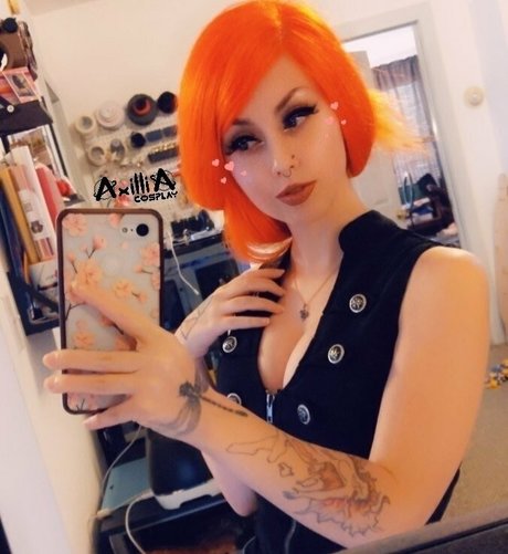 axillia thumbnail
