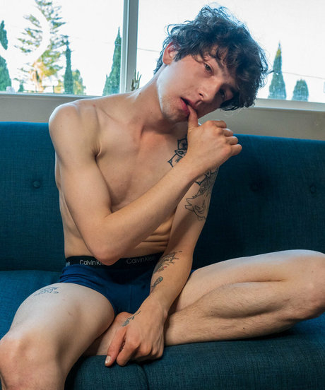 chrisoflyng star xxx gallery