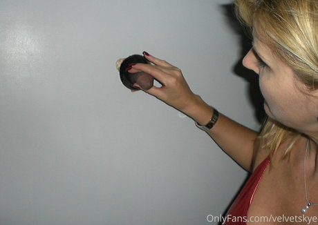 velvetskye mannequin photo