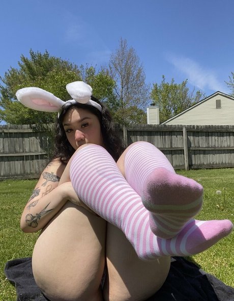 cumdumplin modèle magnifique des photos