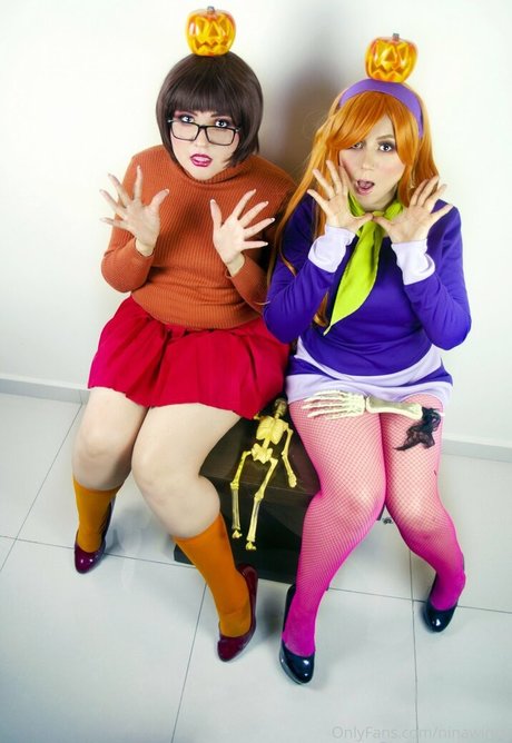 Nina Windy modèle hd photo